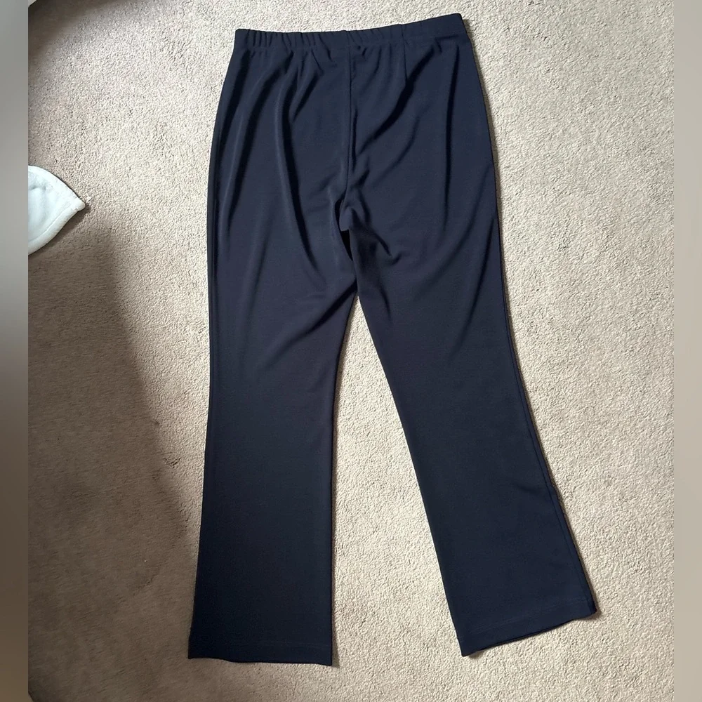 Susan Graver Navy Pull On Pants - Picture 6 of 6
